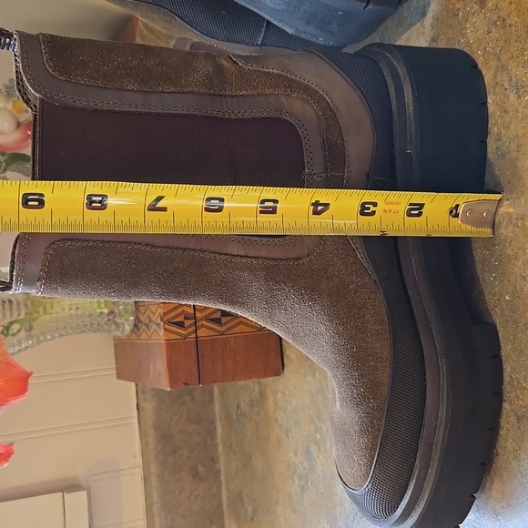 EUC Sam Edelman Olive Suede Boots Size 6 1/2 - Picture 7 of 7